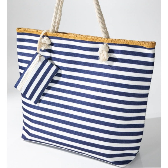 Last 1! NWT Nautical Striped Tote Beach Bag with mini coin purse - Picture 2 of 2